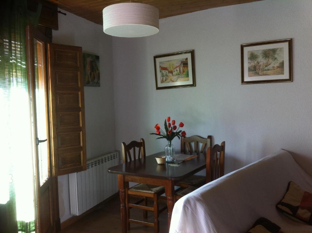 Alojamiento Turístico la Moneda de Huecar Cuenca  Habitación foto